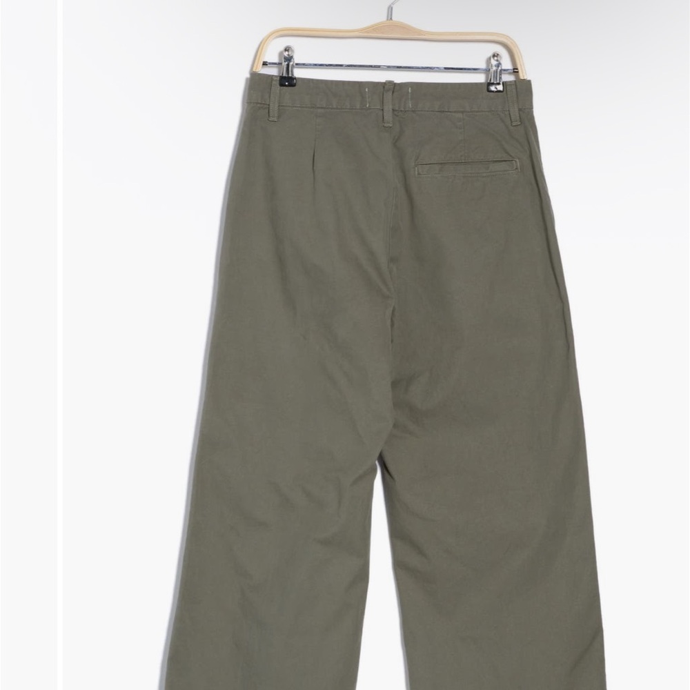 Women's Classic Olive Chinos